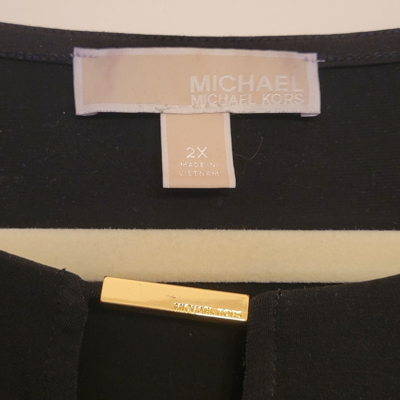 Michael Kors Black Sleeveless Blouse - Picture 2 of 2